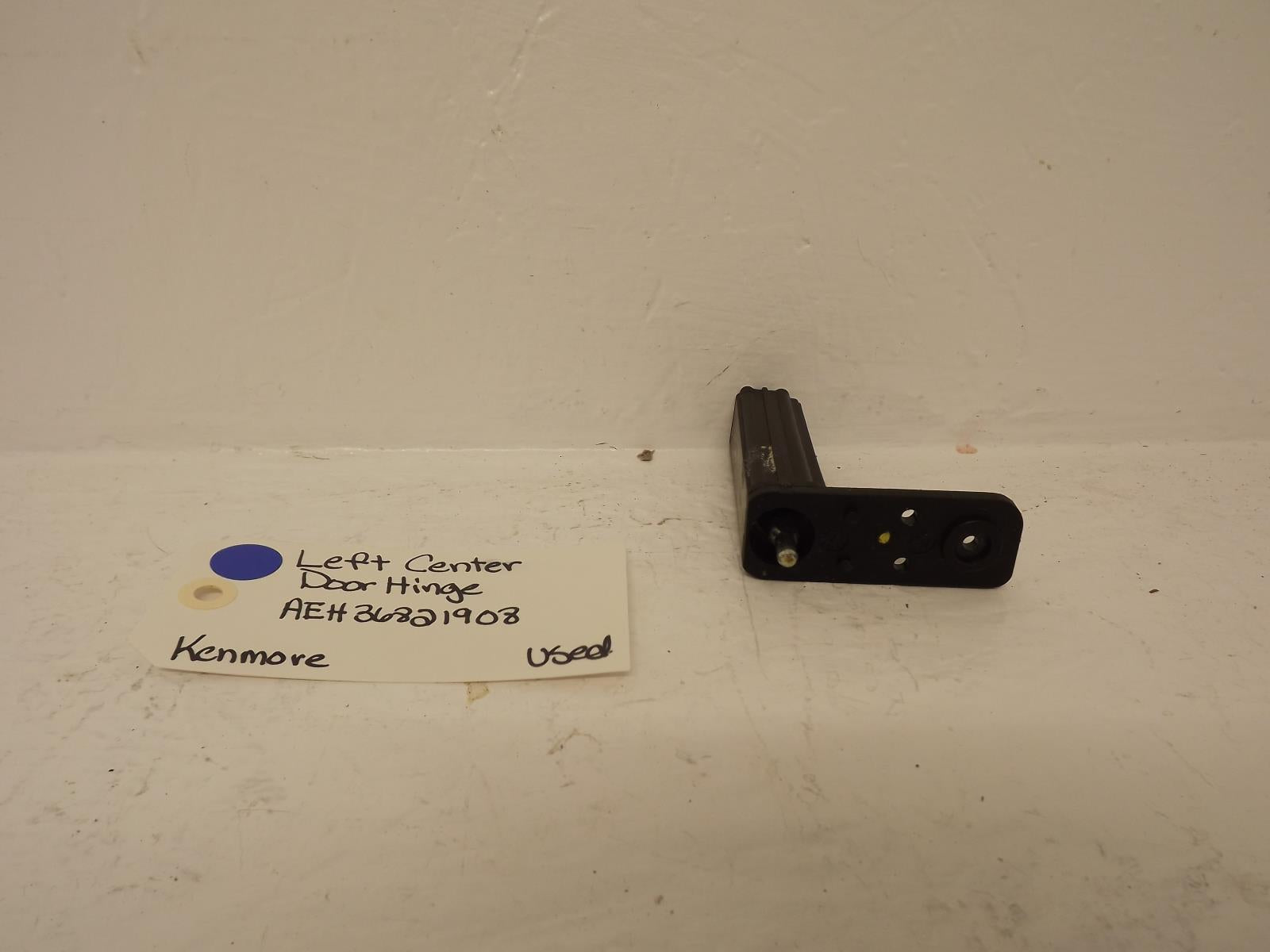 Kenmore Refrigerator AEH36821908 Left Center Door Hinge Used Kenmore Refrigerator AEH36821908 Left Center Door Hinge Used